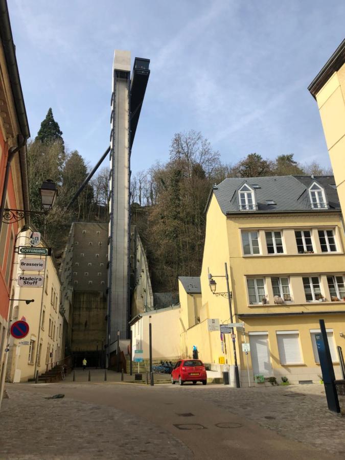 Le Charme De La Vieille Ville Frühstückspension