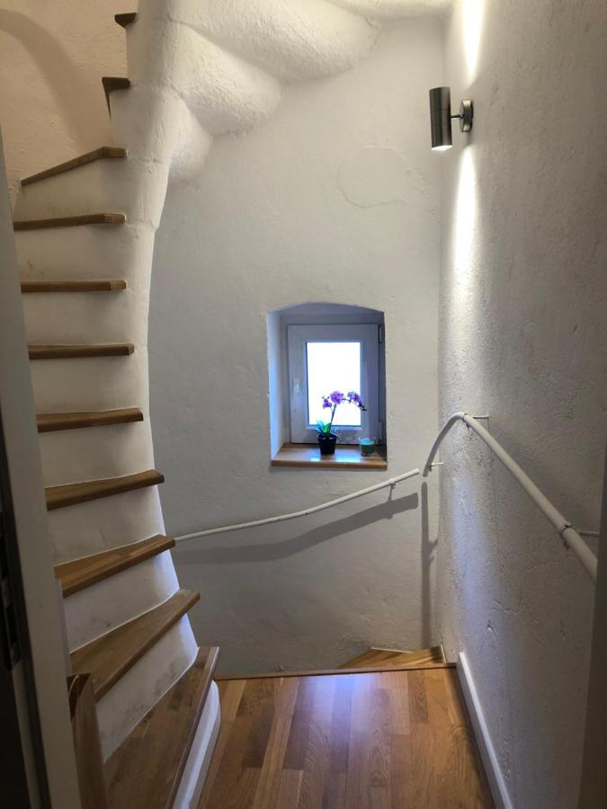 Le Charme De La Vieille Ville Frühstückspension